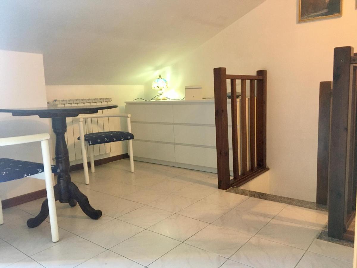 Appartamento - Terrazzo Vivibile Vista Mare, Wi-Fi Gratuito Vallecrosia Exteriör bild