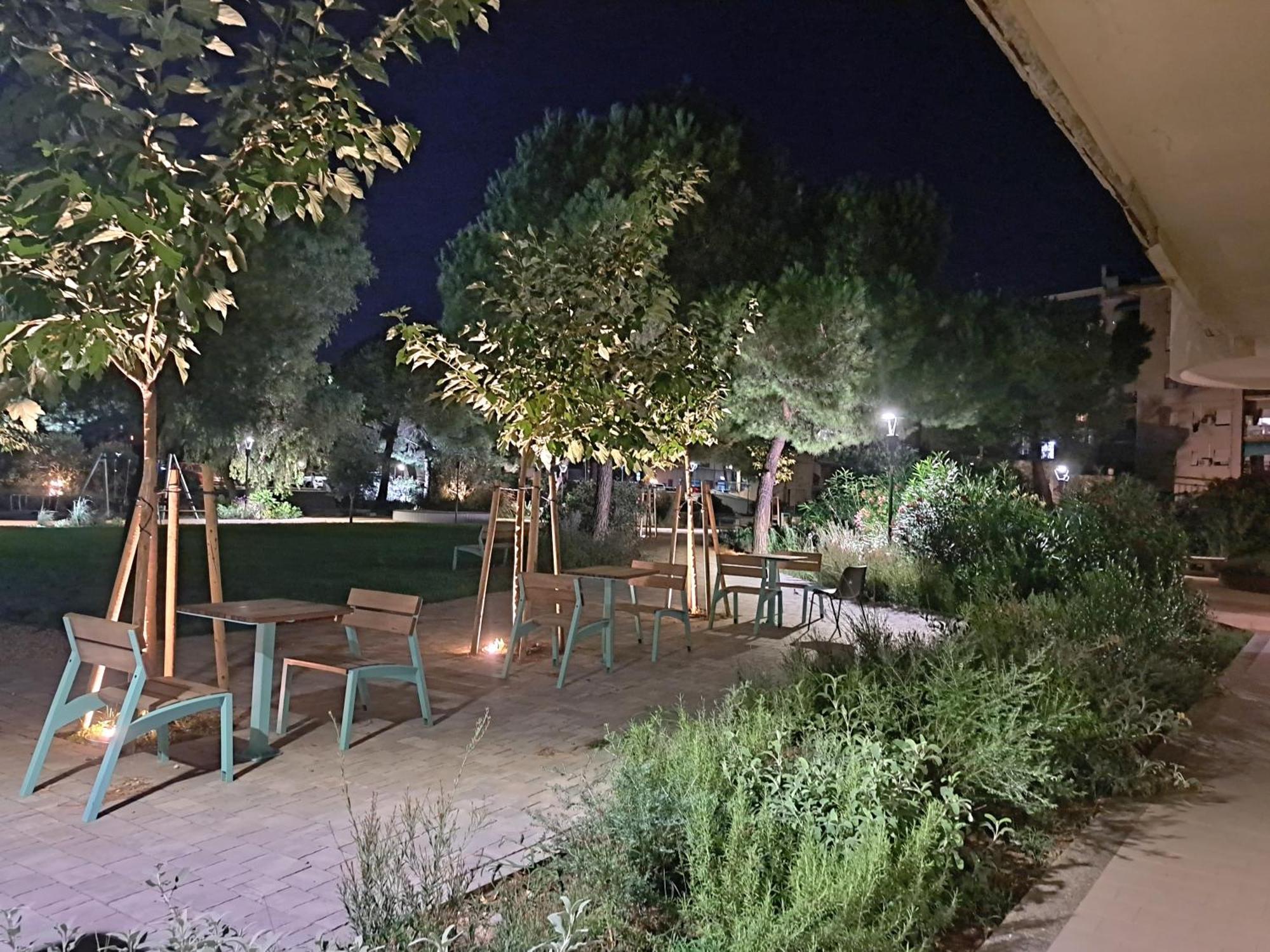 Appartamento - Terrazzo Vivibile Vista Mare, Wi-Fi Gratuito Vallecrosia Exteriör bild