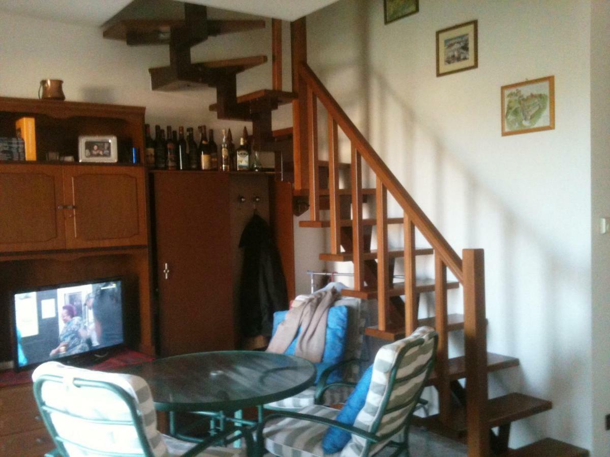 Appartamento - Terrazzo Vivibile Vista Mare, Wi-Fi Gratuito Vallecrosia Exteriör bild