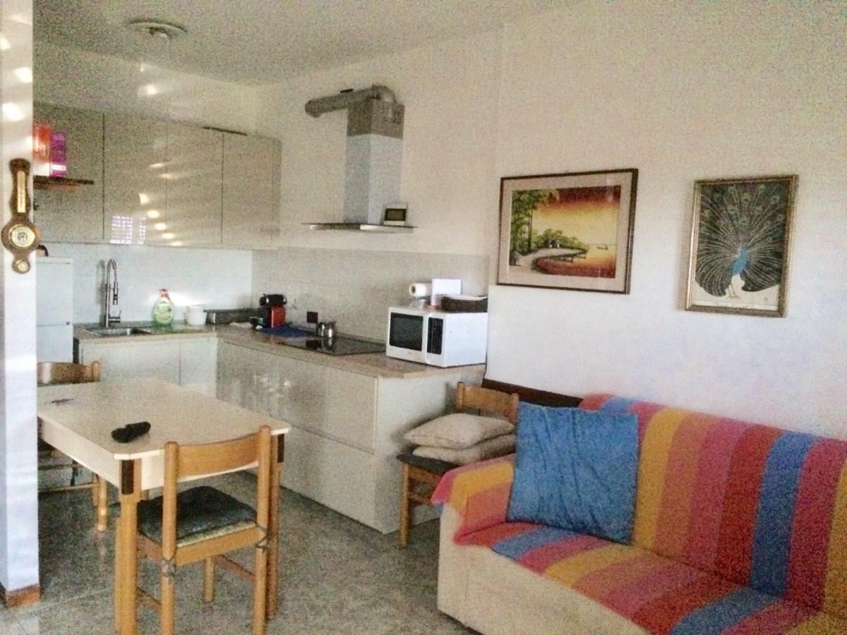 Appartamento - Terrazzo Vivibile Vista Mare, Wi-Fi Gratuito Vallecrosia Exteriör bild